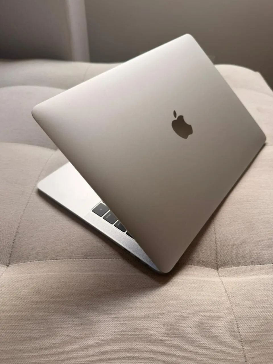 macbook pro 13 2019