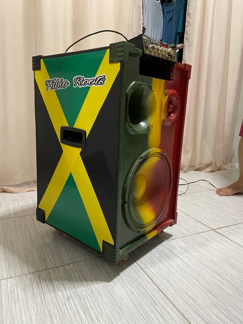 Venda de uma caixa de som