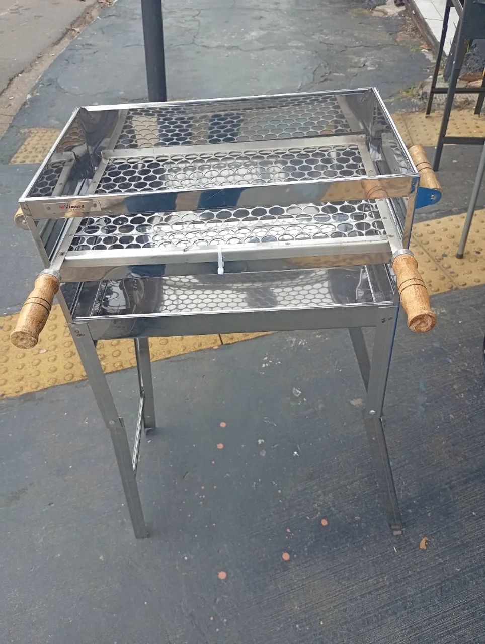 Churrasqueira inox 38x48