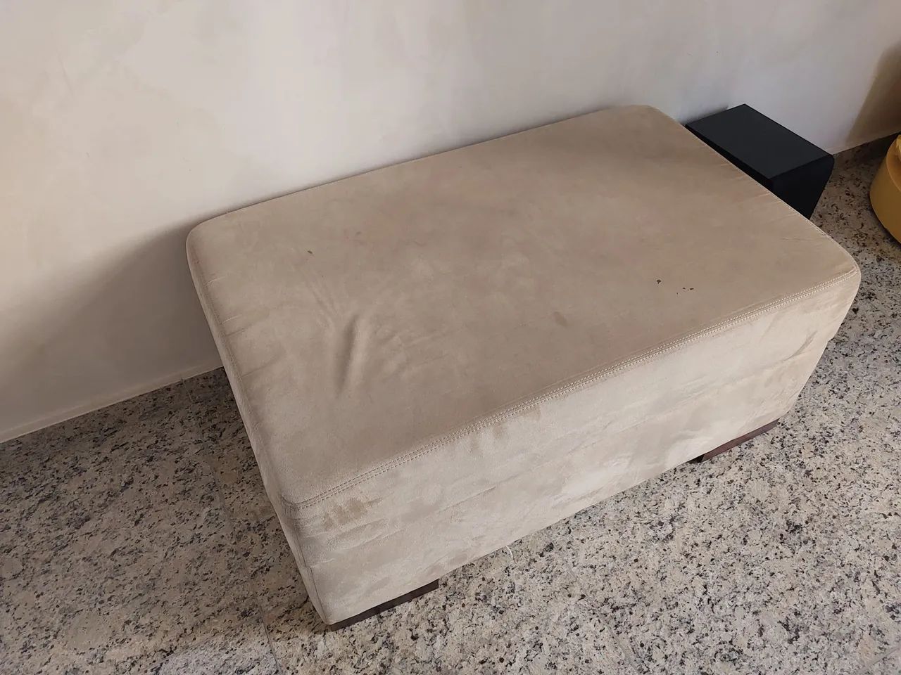 Puff Almofadado (C x L x A: 90 x 60 x 40cm) - Foto 4