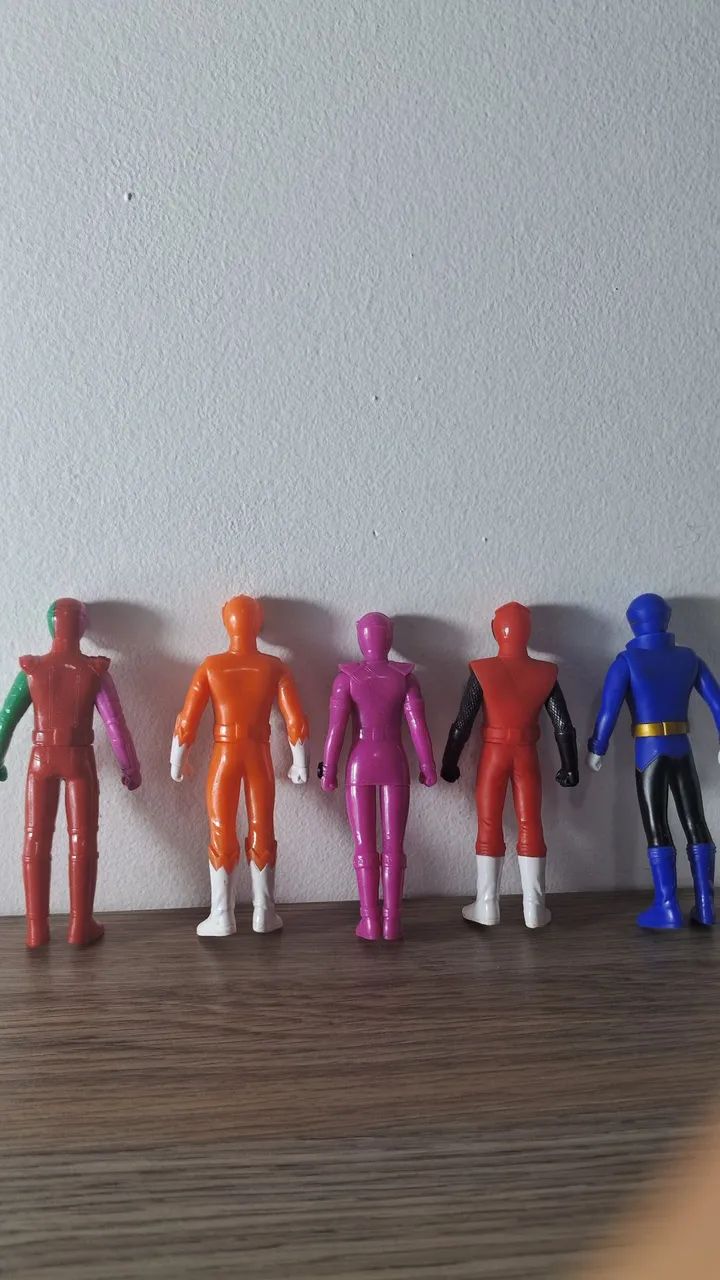 Lote de Sofubis - Power Ranger - LEIA a descrição  - Foto 4