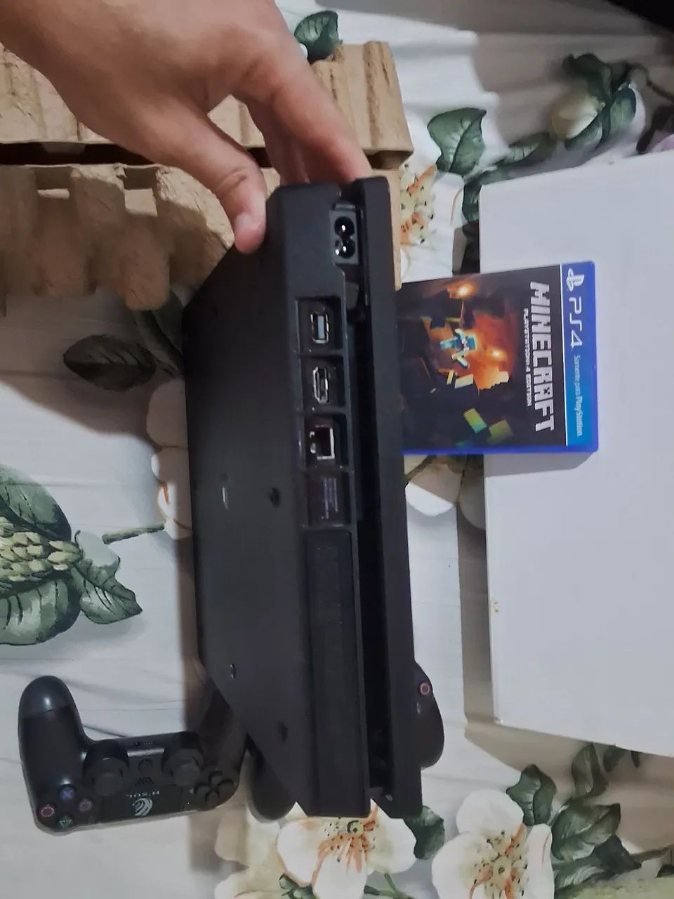 Ps4 desbloqueado 2 controles e jogos  - Foto 3