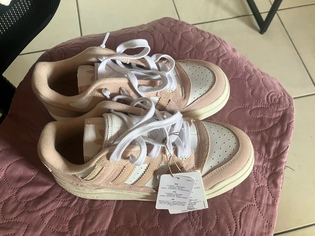 Tênis Adidas 