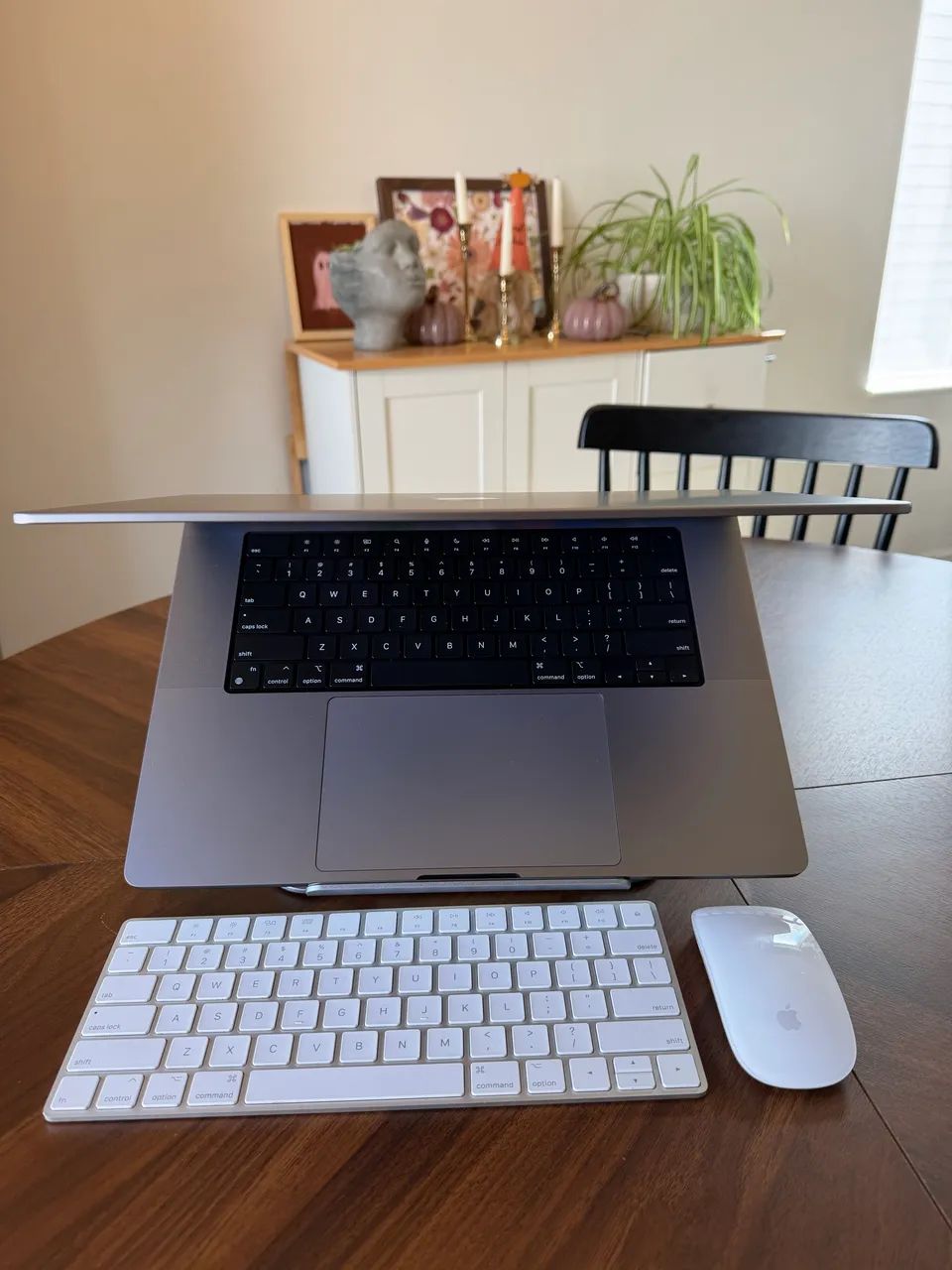 MacBook Pro 16 M1 Max 64GB 1TB Bateria 100 + Kit Apple Completo