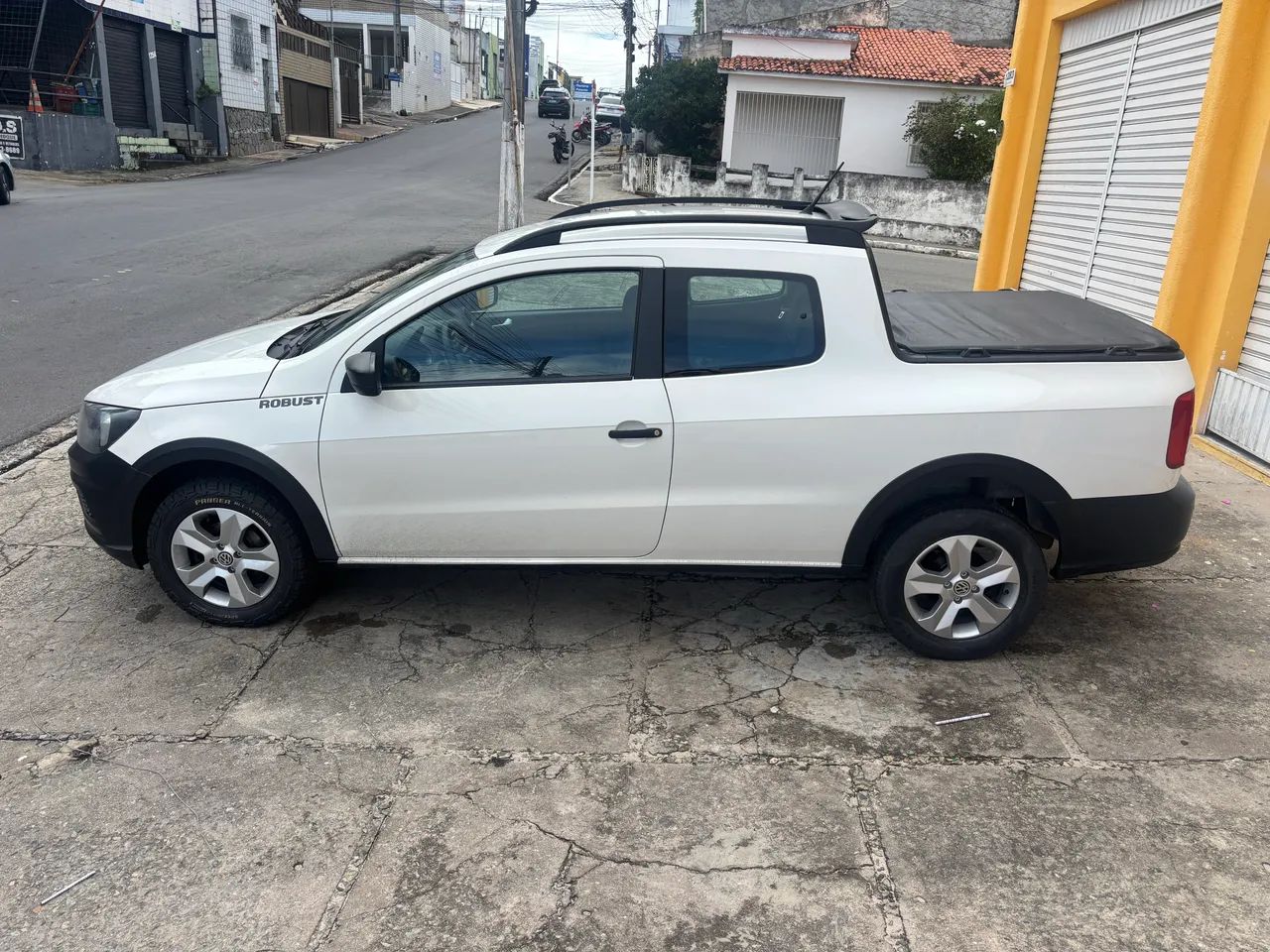 Volkswagen Saveiro Saveiro Robust 1.6 Total Flex 8V CD 2019