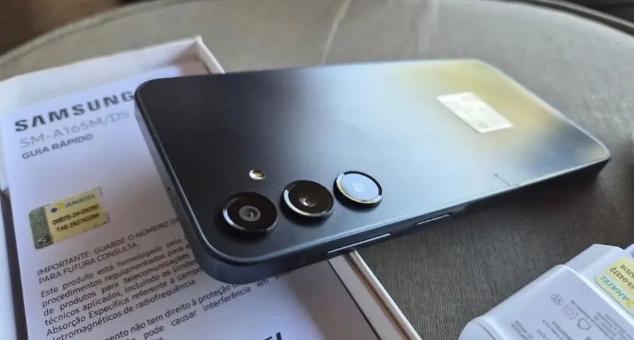 Samsung A7 - Foto 3