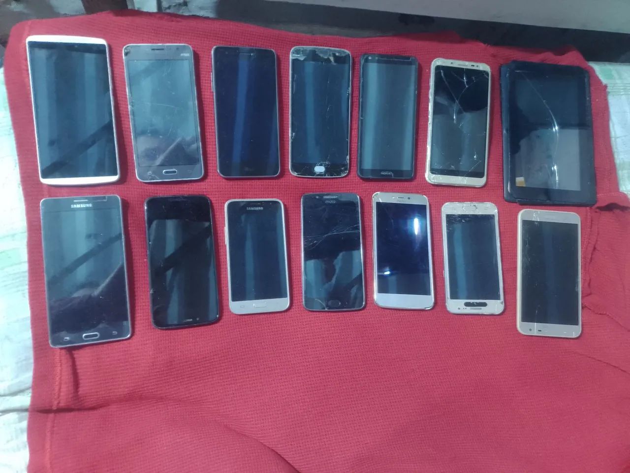 20 celulares e 1 tablet para consertar  - Foto 3