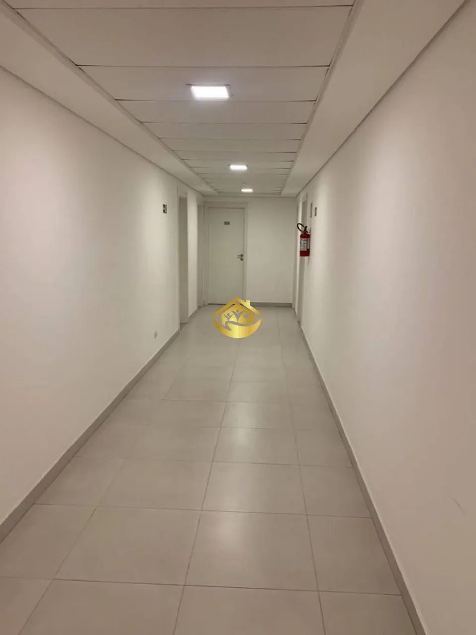 Sala Comercial Moderna, Mobiliada e com Vista Panorâmica - Foto 3