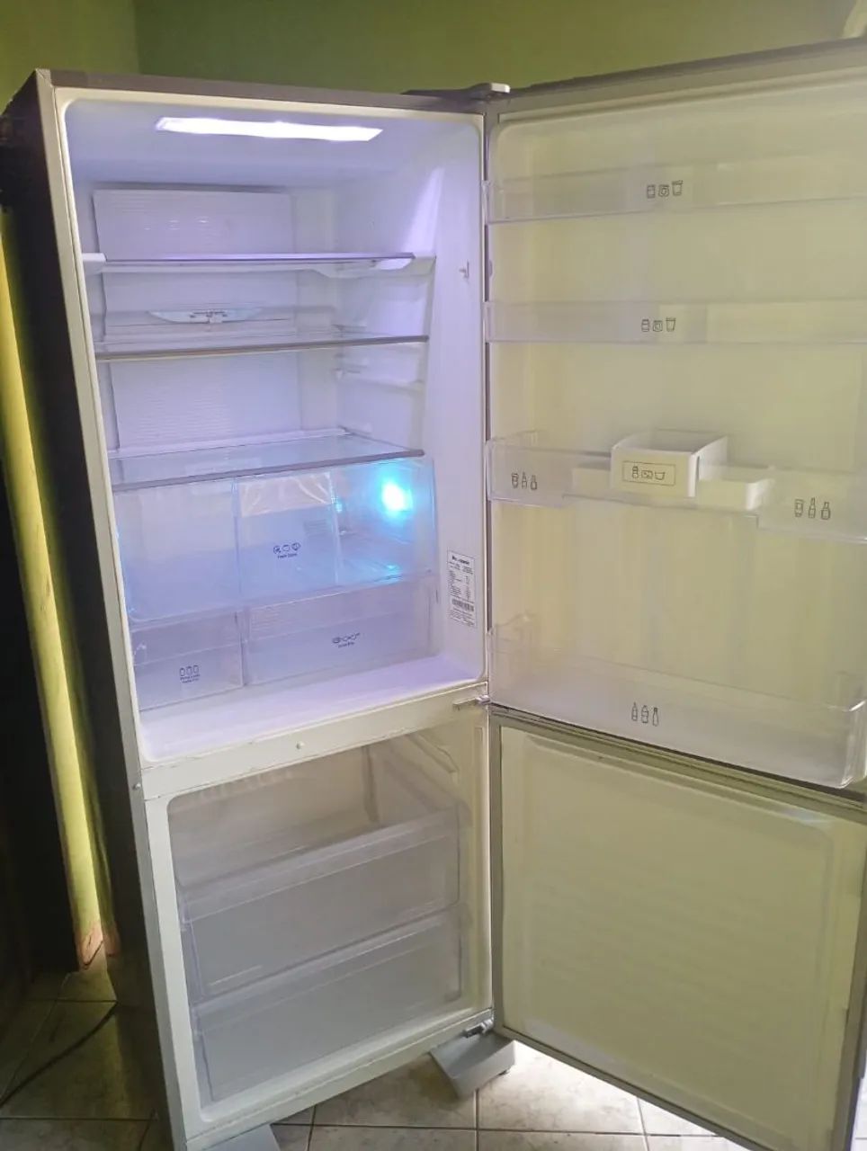 Vendo geladeira  - Foto 2