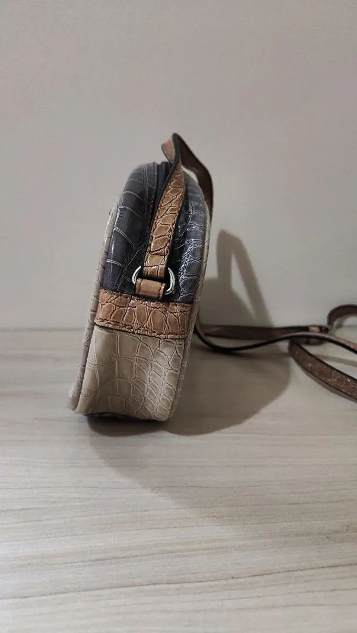 Bolsa transversal Guess - Foto 2