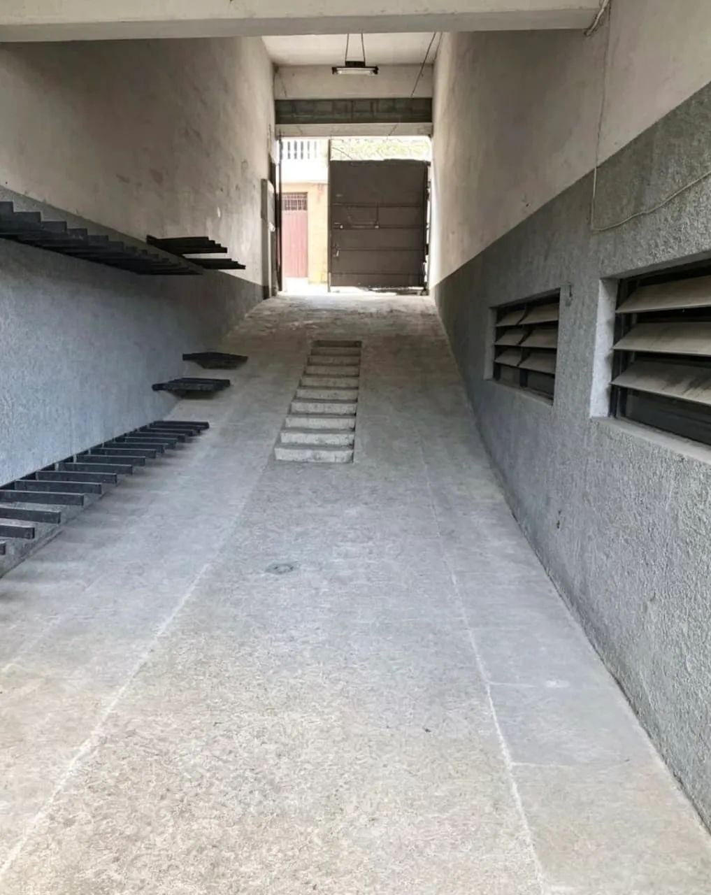 Loja na Rua São Pedro do Piauí, 400  240 m² - Foto 4