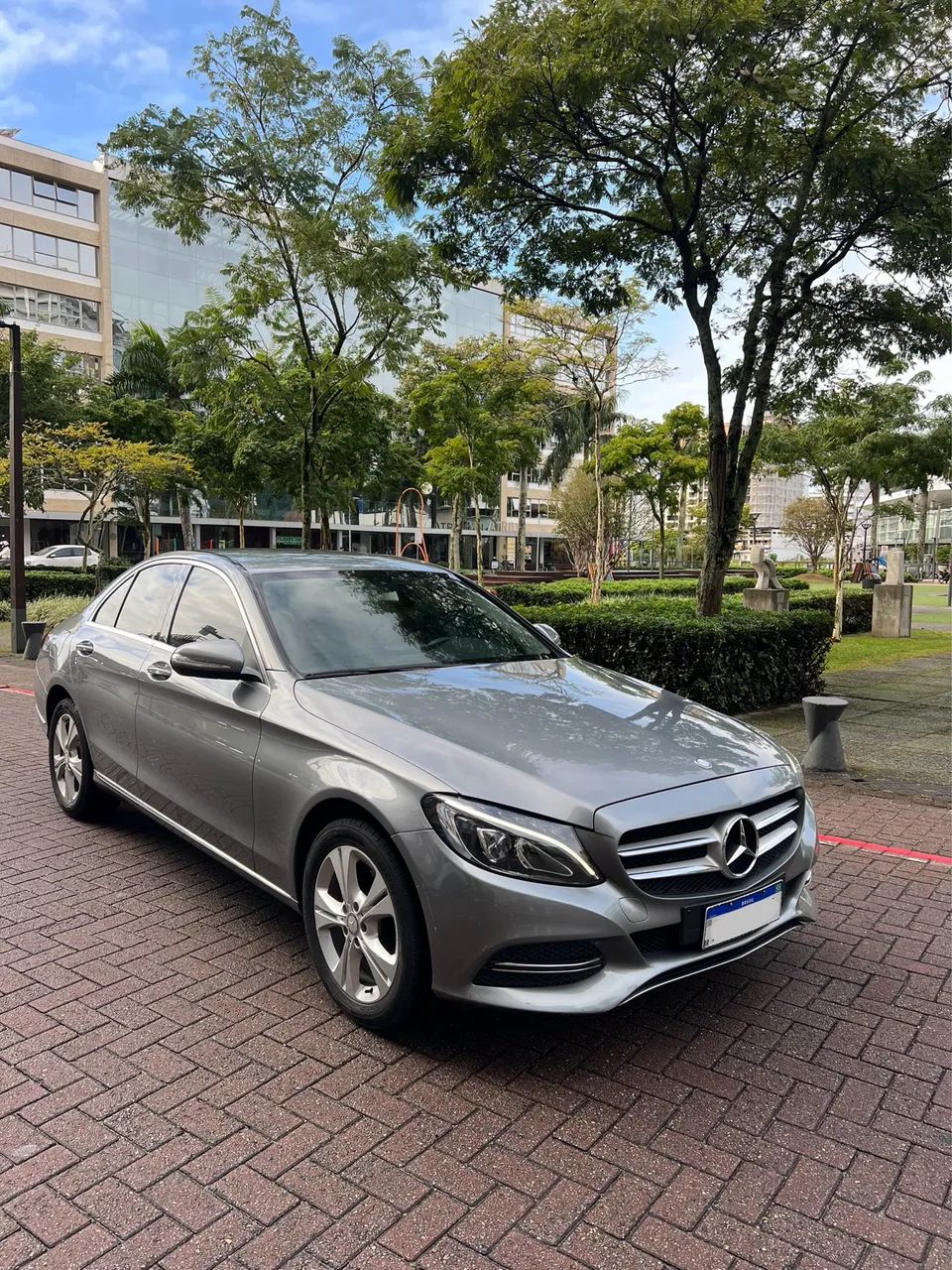 Mercedes-Benz C-180 2015