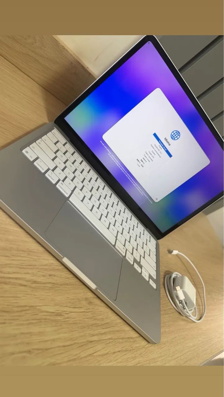 Macbook Neo 512 GB prata - Foto 3