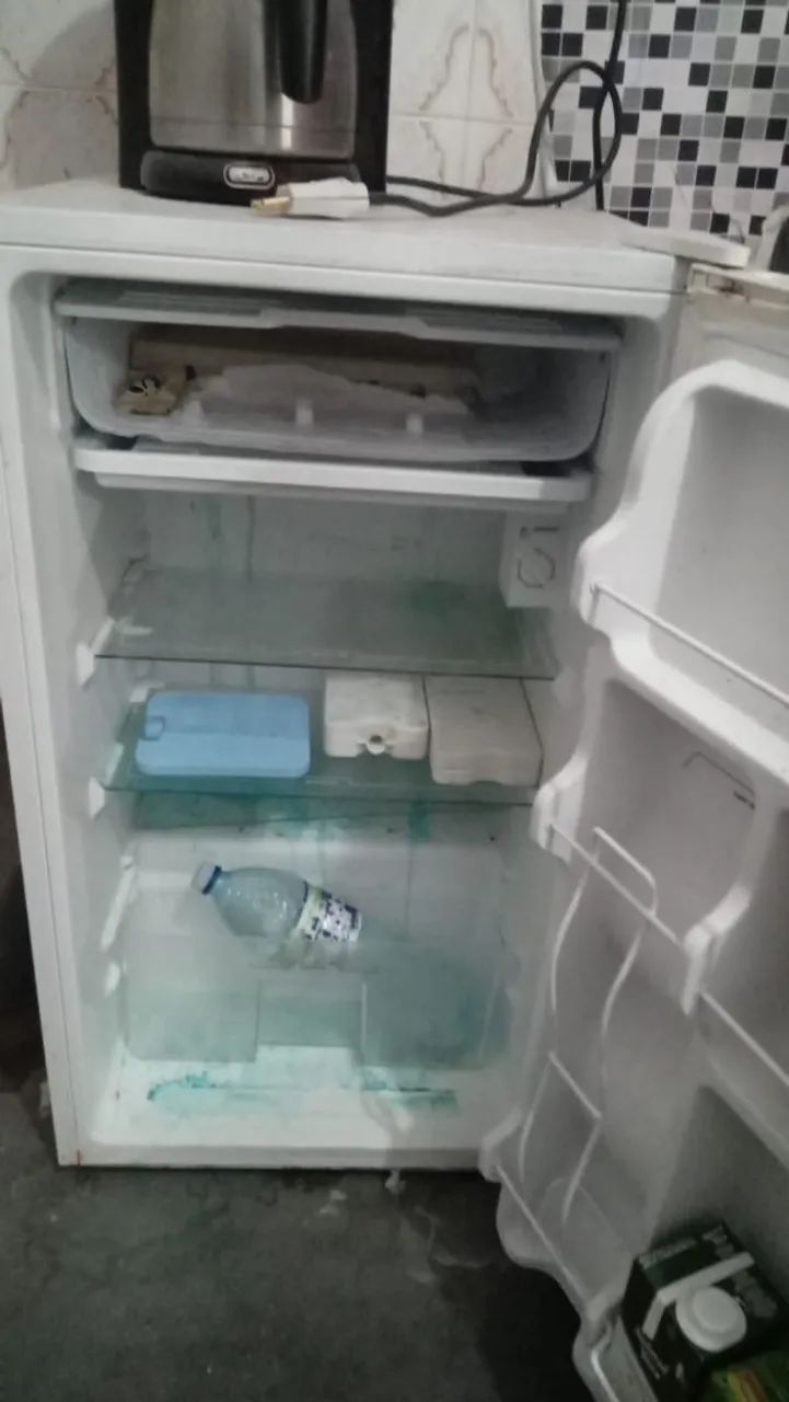 Frigobar Midea 93L  - Foto 2