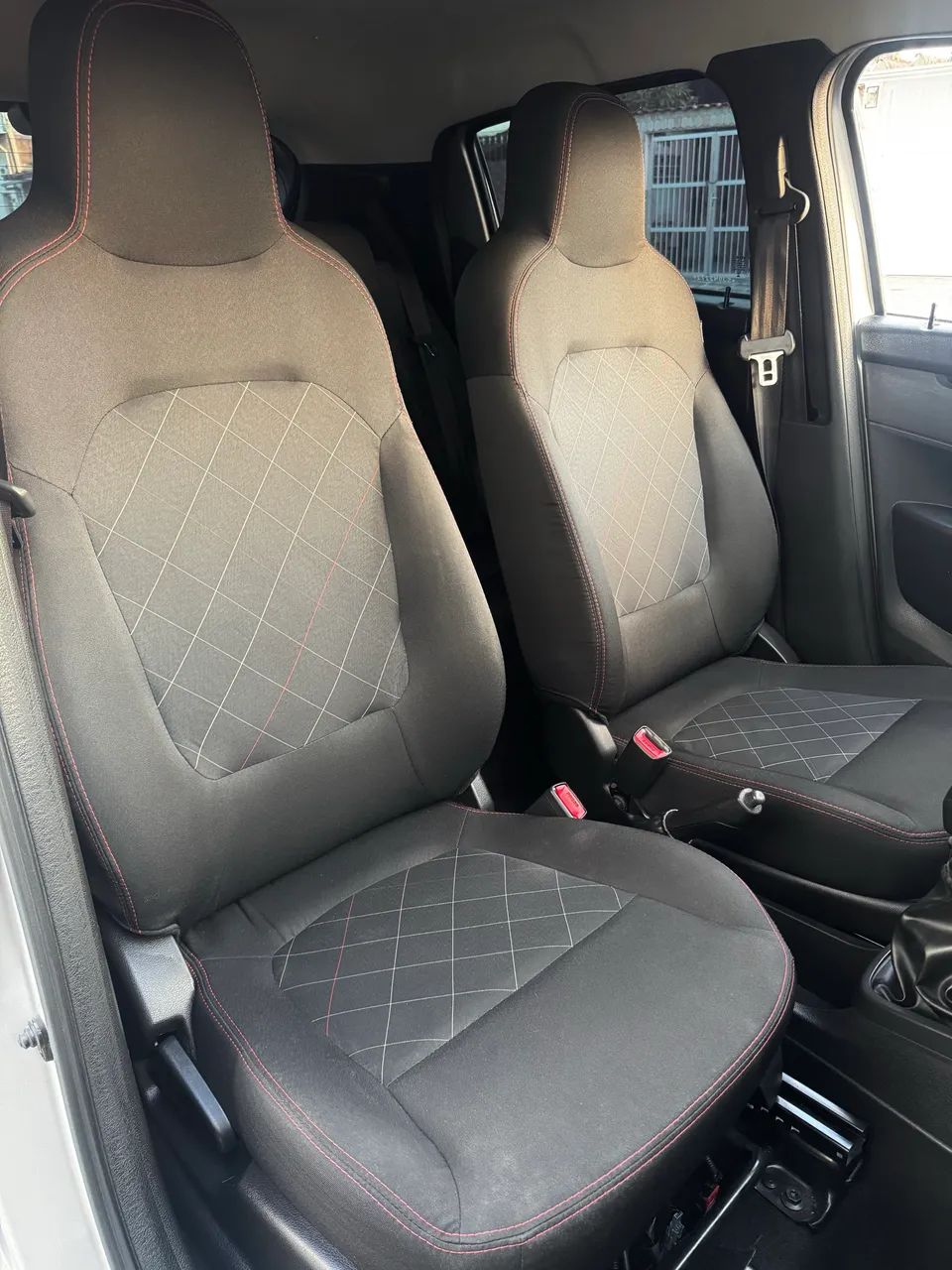 Renault Kwid Zen 1.0 Flex 12V 5p Mec., foto 9 de 15