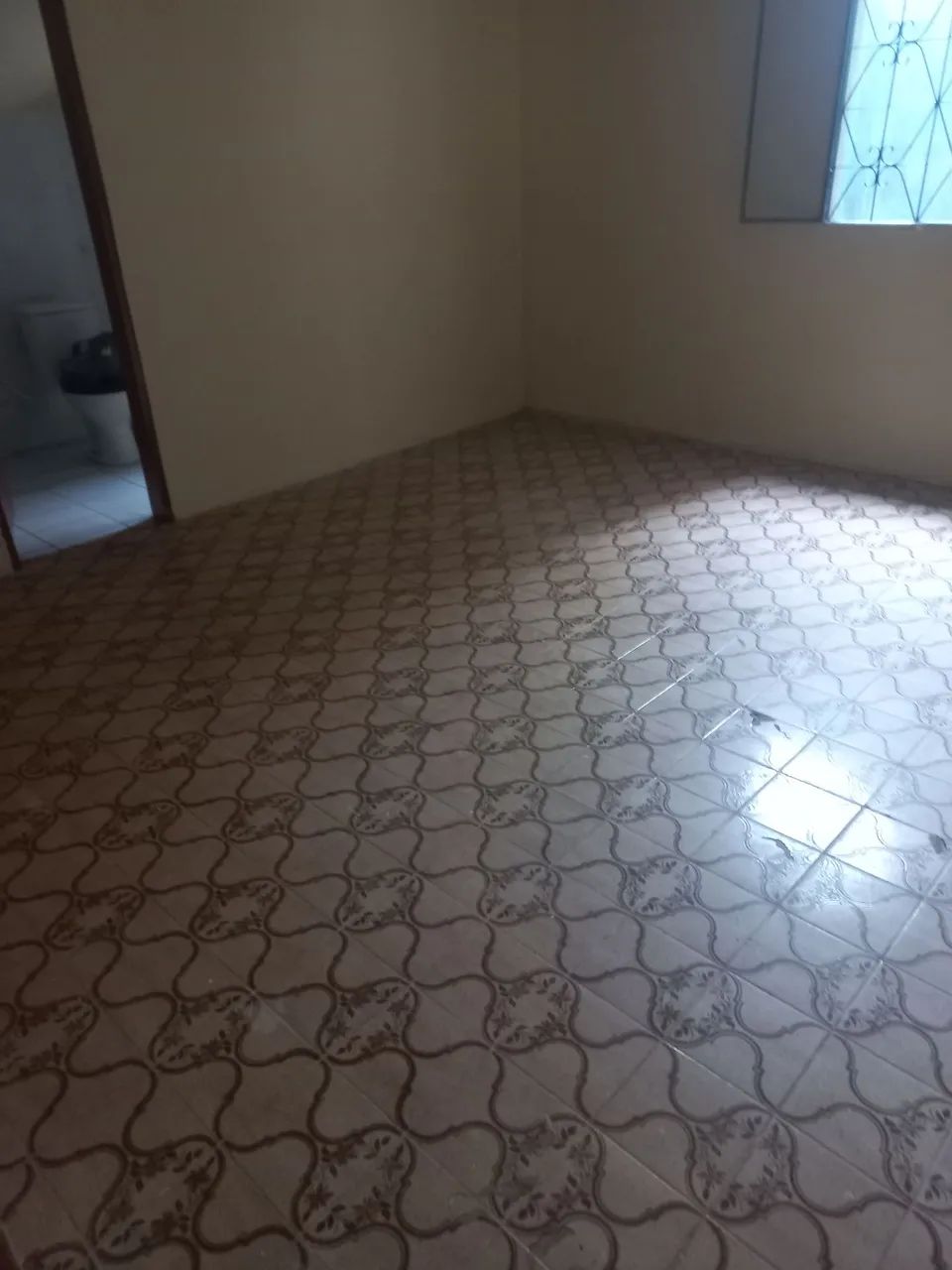 Alugo casa no Coroado 1 - Foto 3