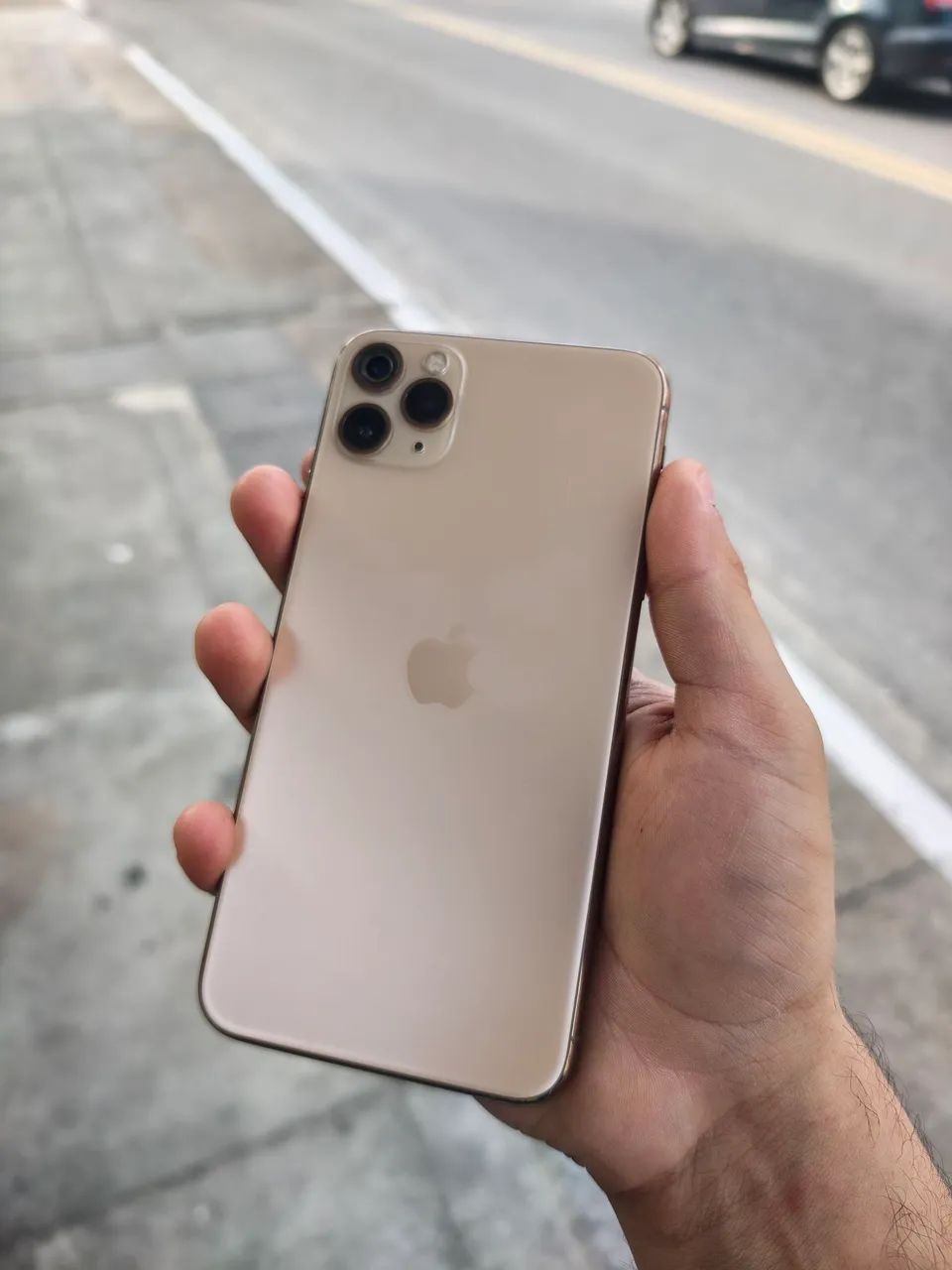 iPhone 11 PRO MAX troco - Foto 2