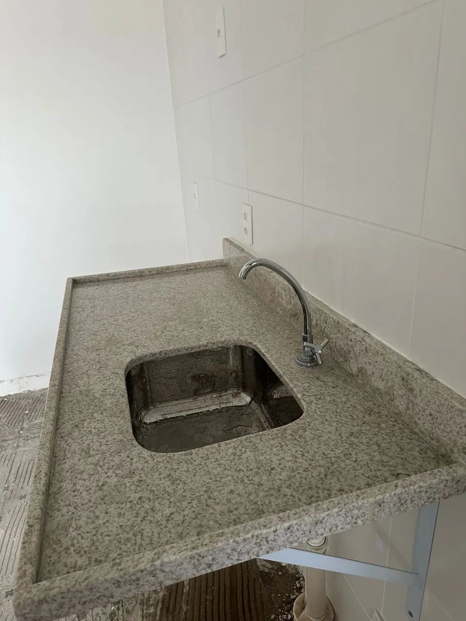 Mármore itaunas para cozinha com Cuba e torneira  - Foto 3