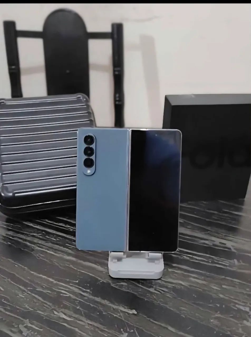 Galaxy zfold4 sem detalhes 