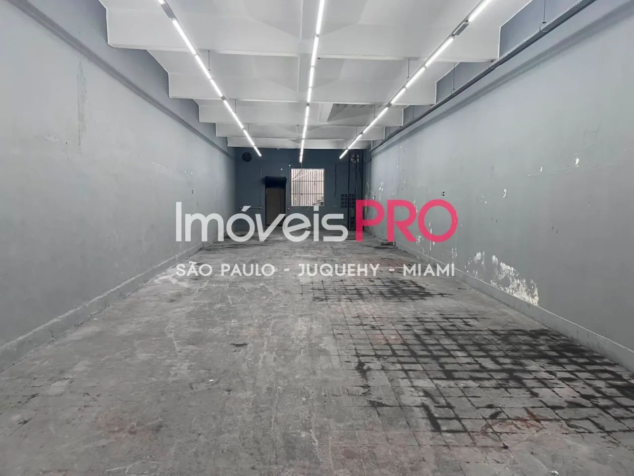 Prédio Comercial 900m² Liberdade