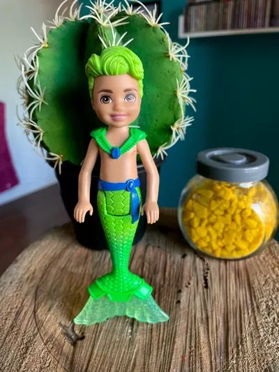 Boneco Mattel Dreamtopia Chelsea Menino Tritão Barbie - Usado