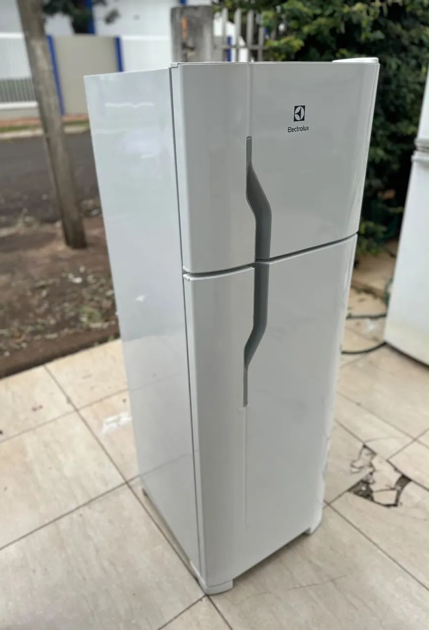 Geladeira Electrolux Duplex 260 Litros - Foto 2