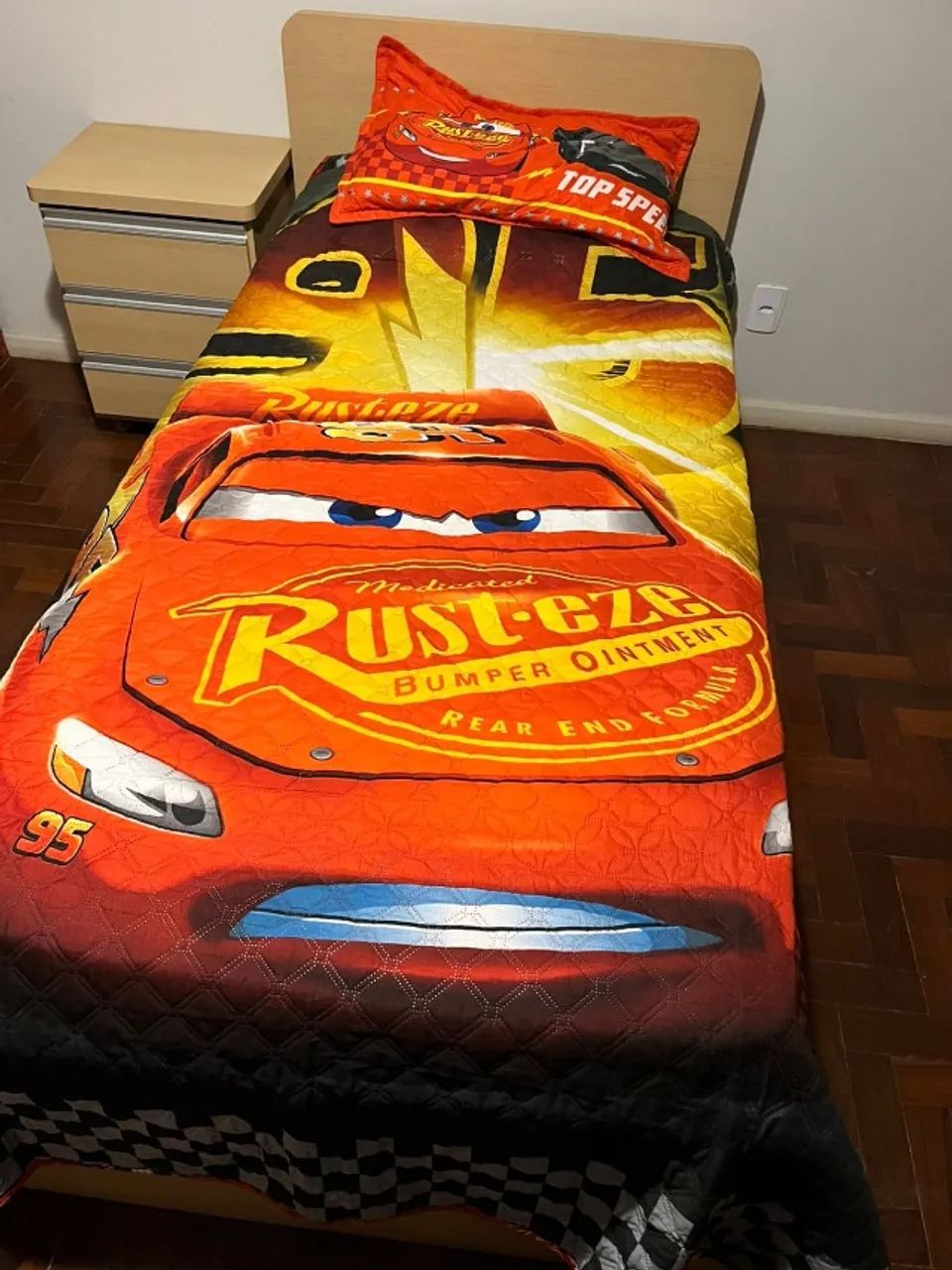 Jogo completo de móveis para quarto de crianças