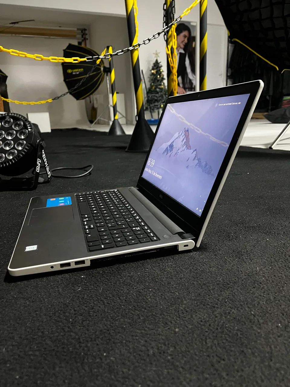 Notebook Dell branco top pra jogos  - Foto 3