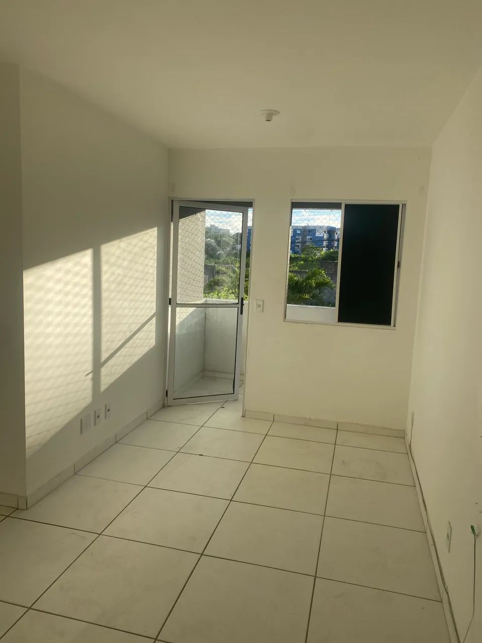 Alugo apartamento - Santa Amélia 