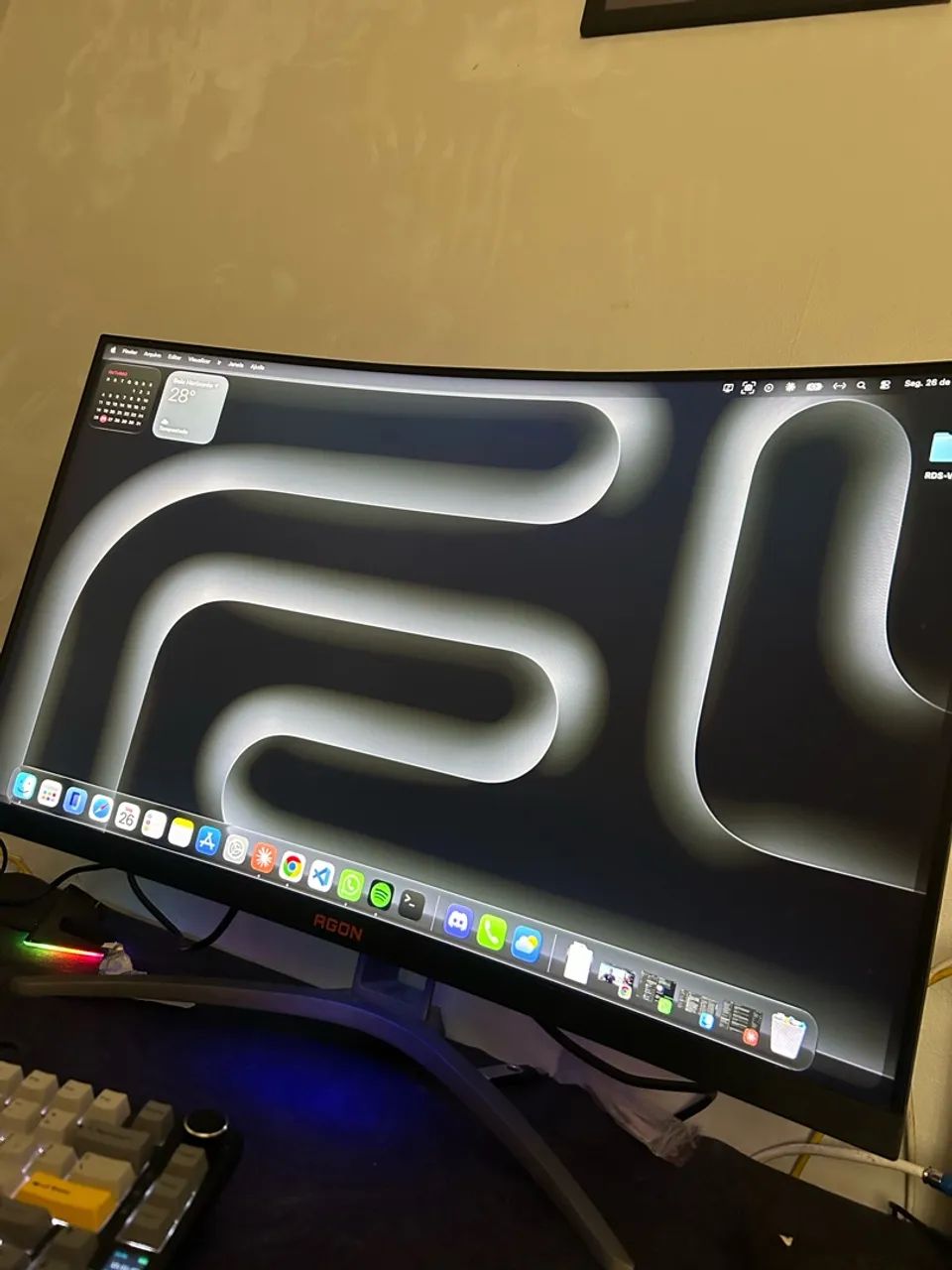 Monitor Aoc Agon 31.5 165hz