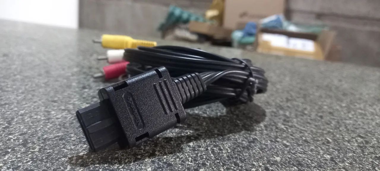 Cabo AV original e impecável Super Nintendp, N64 e Game Cube