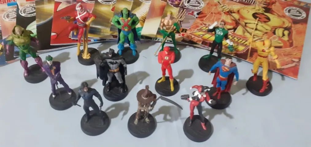 COLEÇÃO DE MINIATURAS DC SUPER HEROES  EAGLEMOSS 