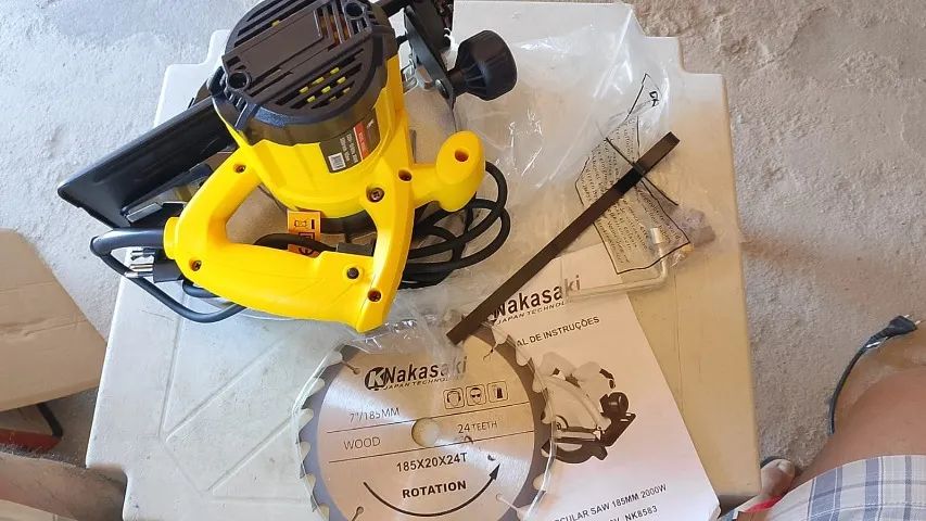 Marcenaria. SERRA CIRCULAR+TUPIA LAMINADORA+JOGO DE FRESAS + LIXADEIRA novo na caixa - Foto 2