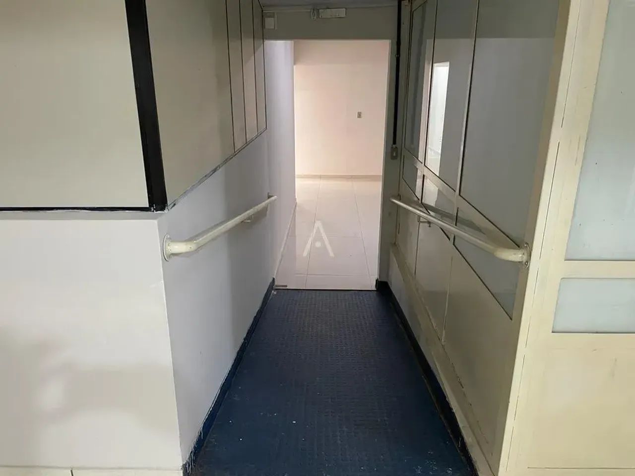 OPORTUNIDADE  IMÓVEL COMERCIAL PARA LOCAÇÃO NO CENTRO DE CASCAVEL - Foto 3