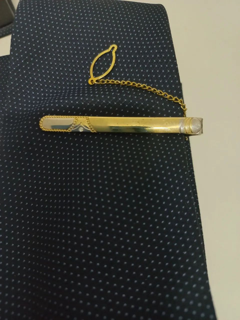 Gravata Pierre Lafitte com prendedor dourado. - Foto 4