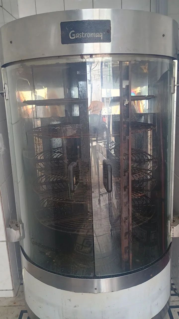Máquina de assar frango 