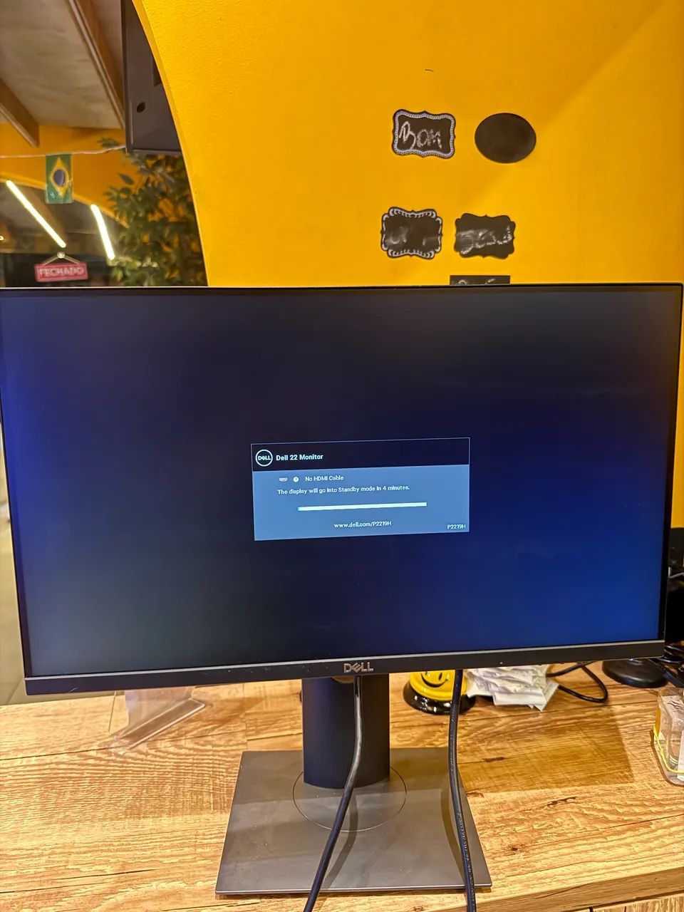 MONITOR DELL P2219H 22?