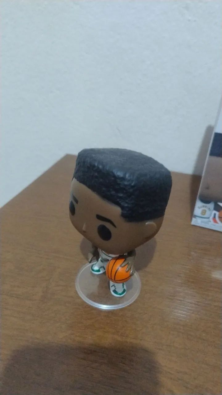 Funko pop Lucas stranger things #1246 edição especial - Foto 2