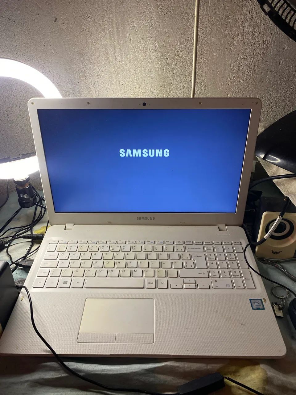 Notebook Samsung Intel i3 ótimo estado de conservação 