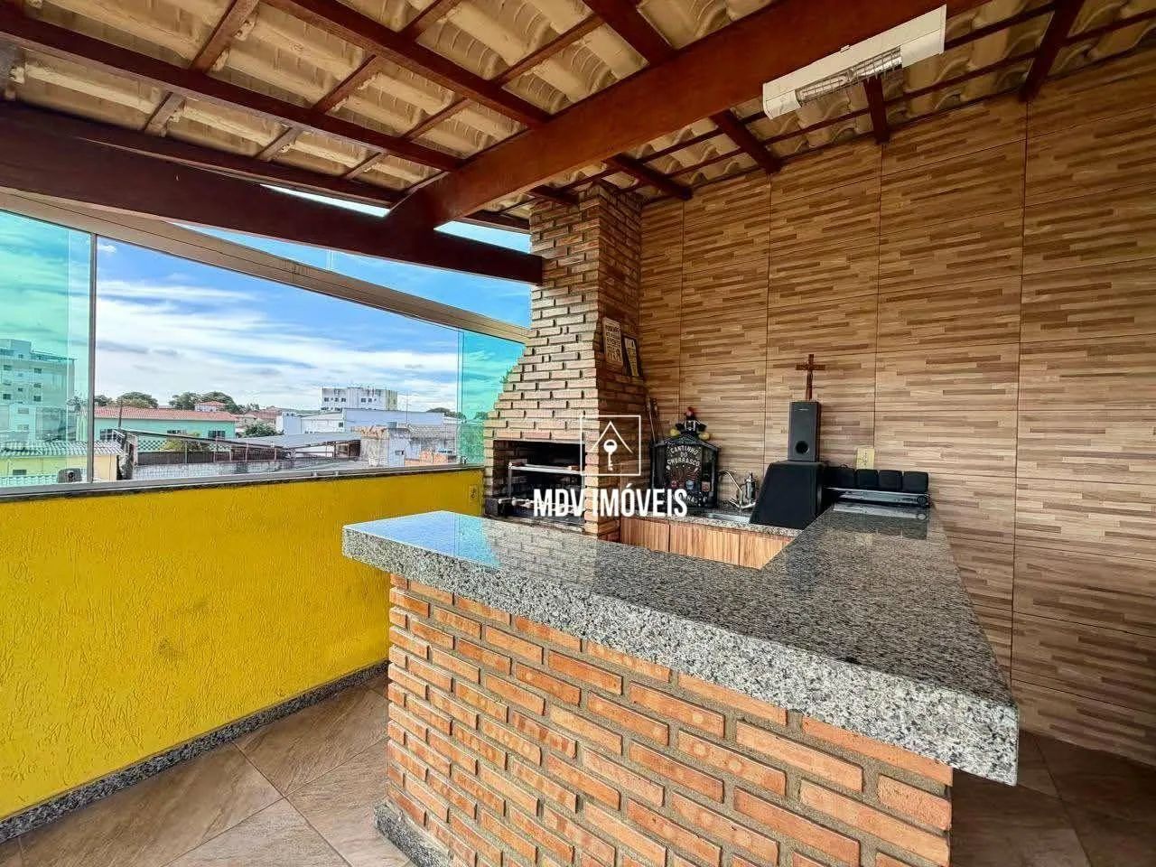 Cobertura 2 Quartos com Suíte e Espaço Gourmet à Venda no Rio Branco  BH