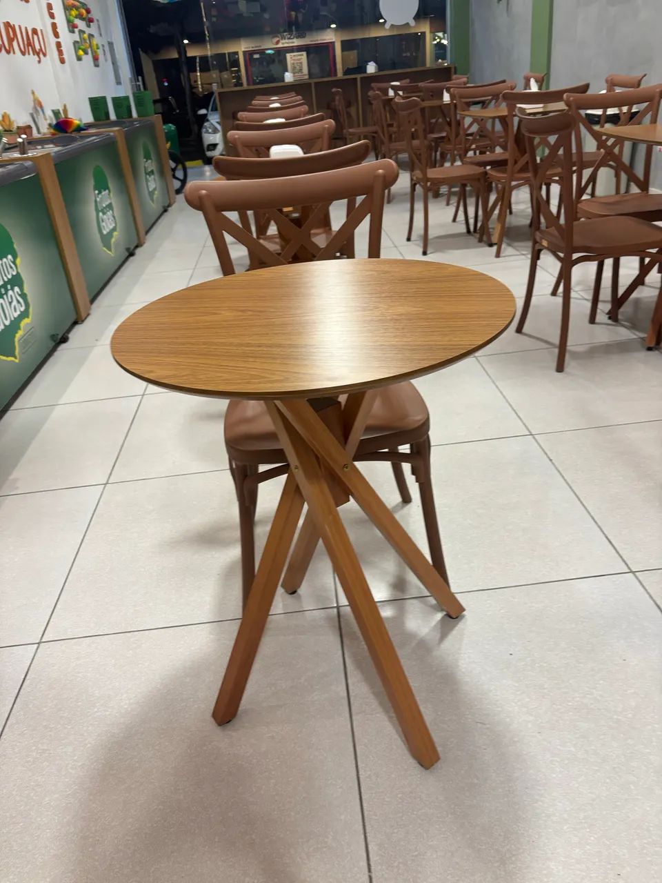 Cadeira e mesa  - Foto 3