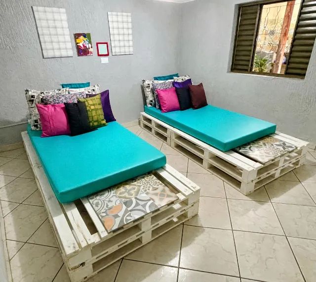 SOFÁ-CAMA DE PALLET COMPLETO | 8 PALLETS | COLCHÕES | ALMOFADAS - Foto 3