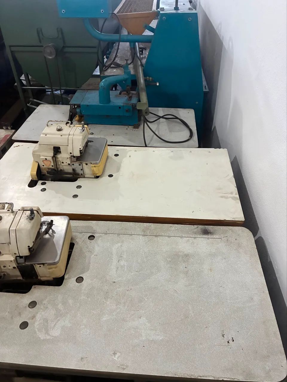 LOTE DE MÁQUINAS DE COSTURA INDUSTRIAL 