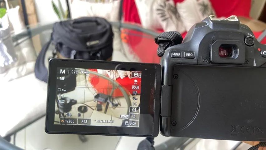 [VENDO] Kit Completo Câmera Canon SL3 (Semi-nova, estado de zero!) - Foto 4