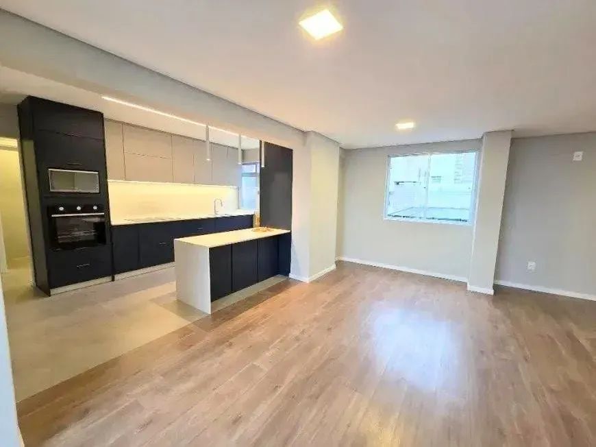 Imóvel reformado para venda possui 130 m² com 4 quartos em Centro - Florianópolis - SC - Foto 3
