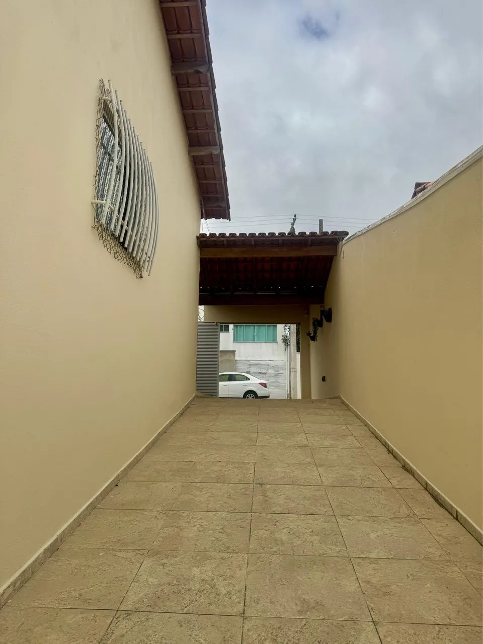 Ótima casa, bem localizada e espaçosa  - Foto 4