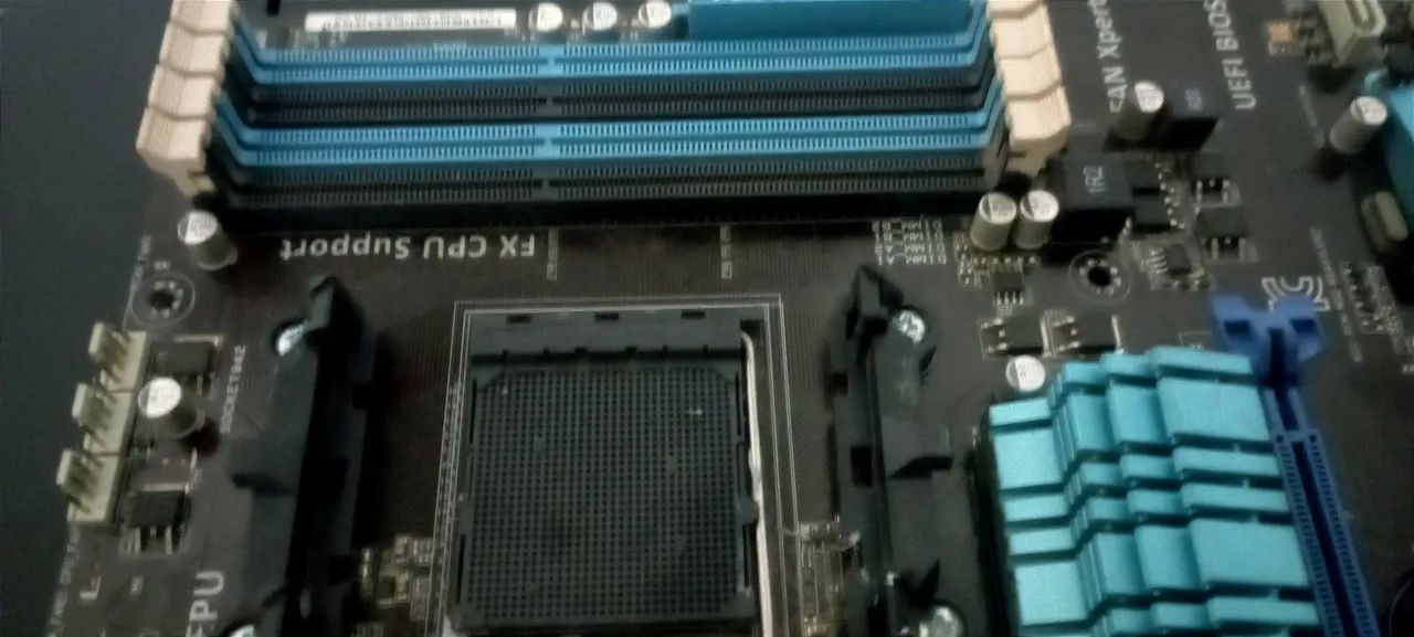 Placa Mãe Asus M5a97 Le R2.0 AM3+ Para Phenom/FX - Foto 2