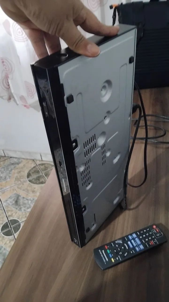 DVD COM CONTROLE  - Foto 2