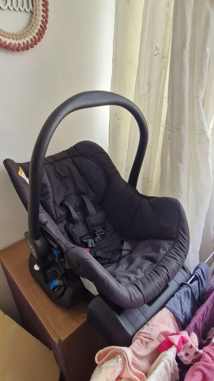 Conjunto Bebê Conforto Grid Black com Base Fixação Galzerano - Foto 3