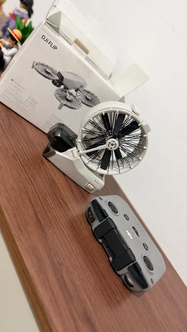 Mini drone c/ câmera 